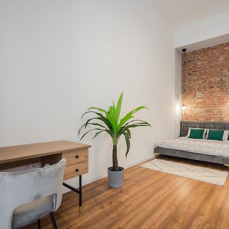 Aradi Chic Apartment Будапеща Екстериор снимка